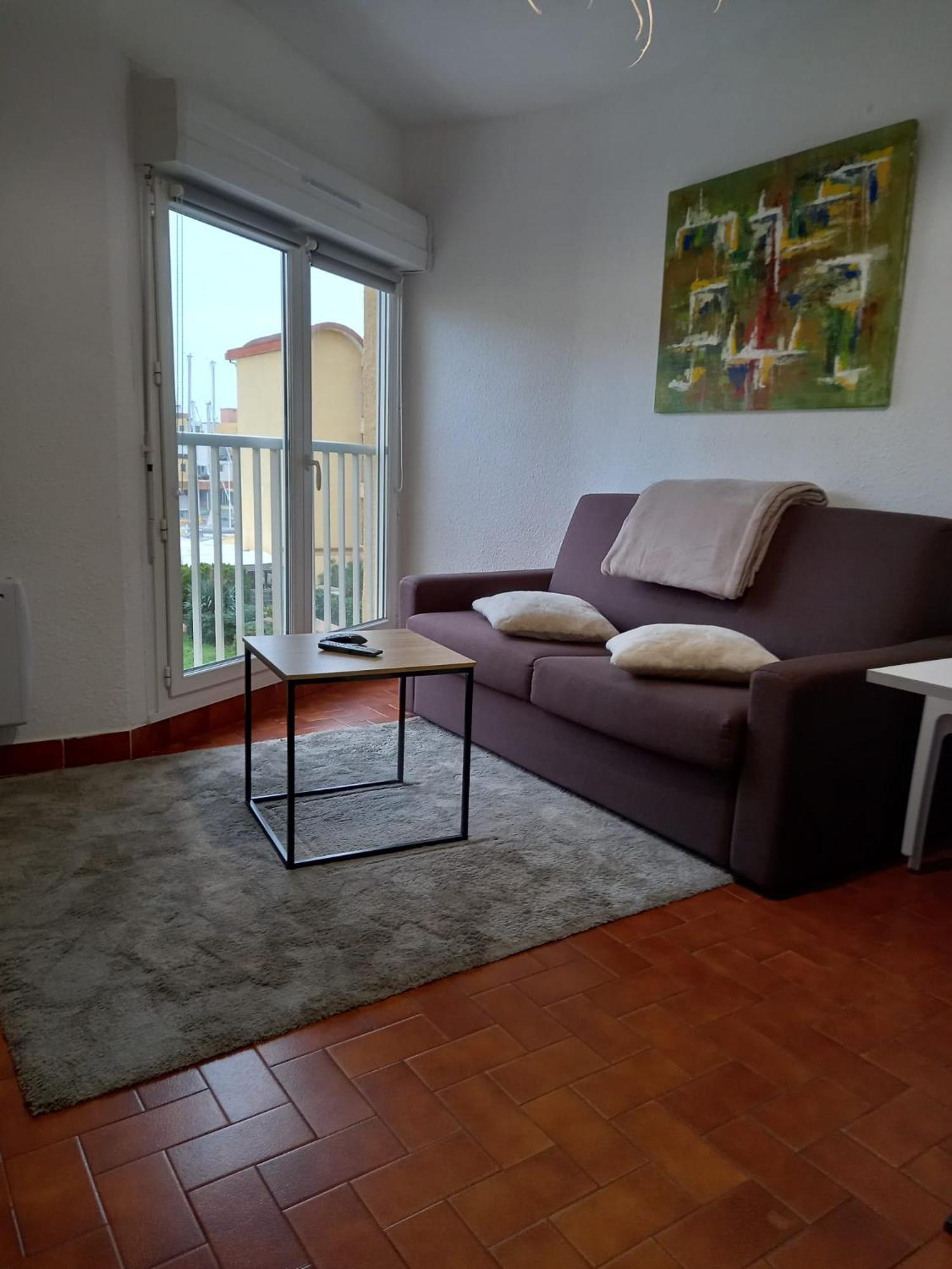 T2 Standing Apartment